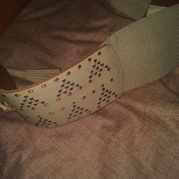 10/$10 Stretch Belt Cream L - Picture 8 of 8